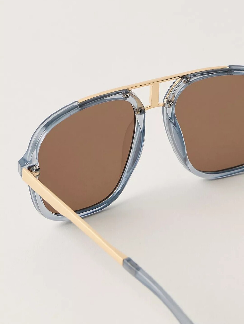 NWOT FREE PEOPLE AVIATOR VINTAGE SUNGLASSES - Picture 3 of 4